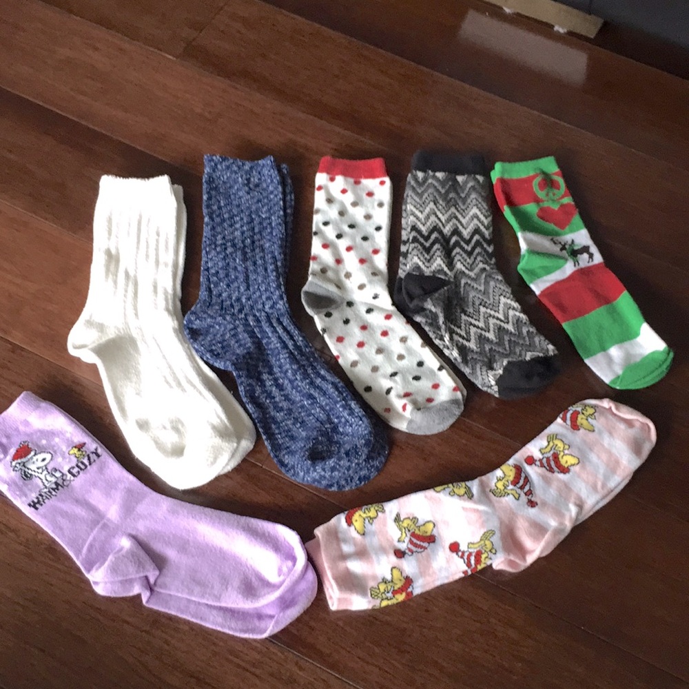 3/$20 - 7 pair Patterned Crew Socks